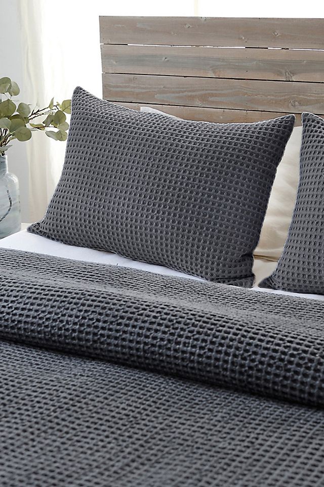 Pom Pom at Home Zuma Bed Blanket