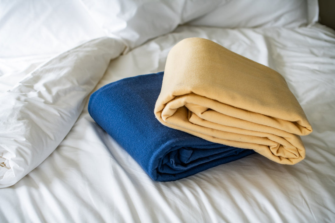 100% Virgin Wool Lightweight Bed Blanket