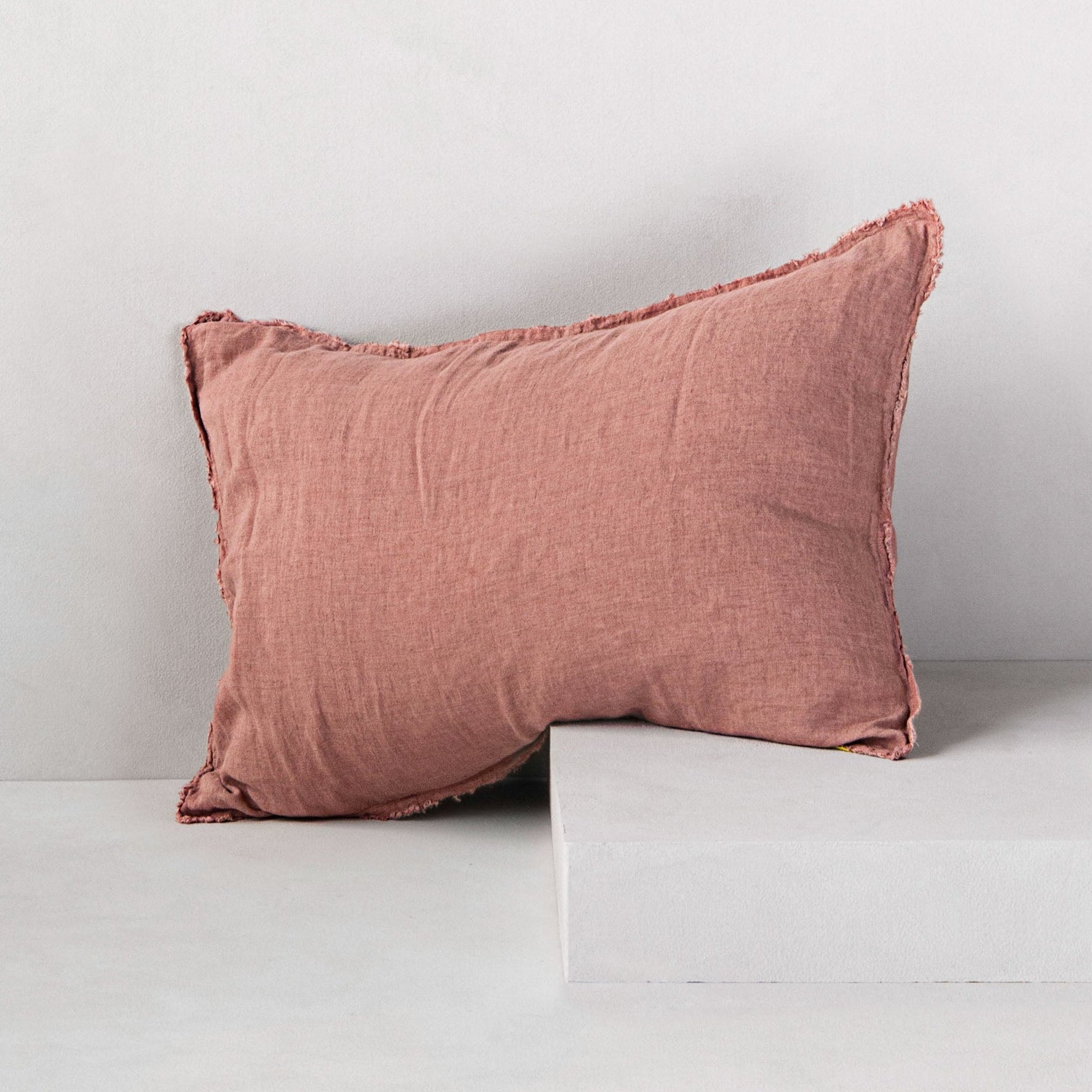 Flocca Linen Pillowcase | Clay Pink